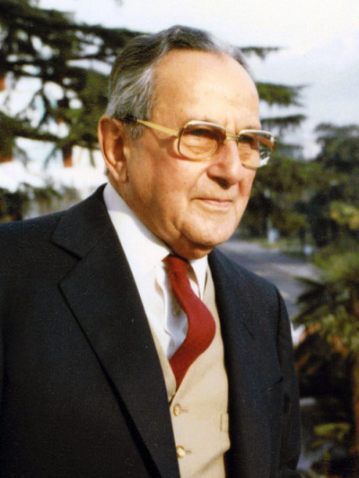 Julian Godlewski Julian Godlewski