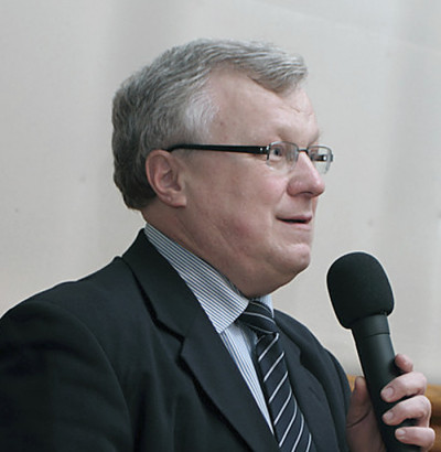 Dr hab. Janusz Pezda Janusz Pezda